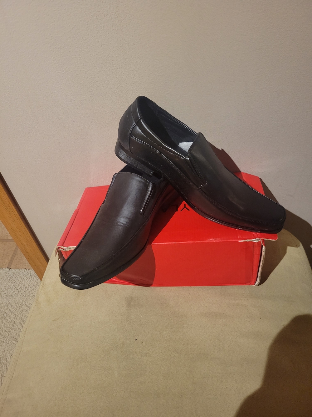 Classic Black Slip-On Men’s Dress Loafers